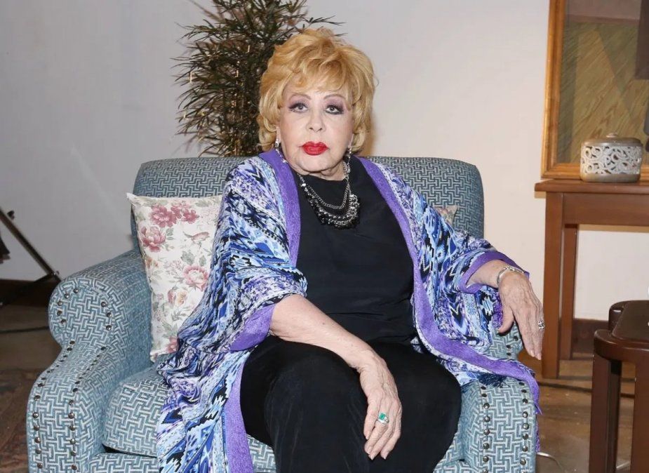 Silvia Pinal fue dada de alta.