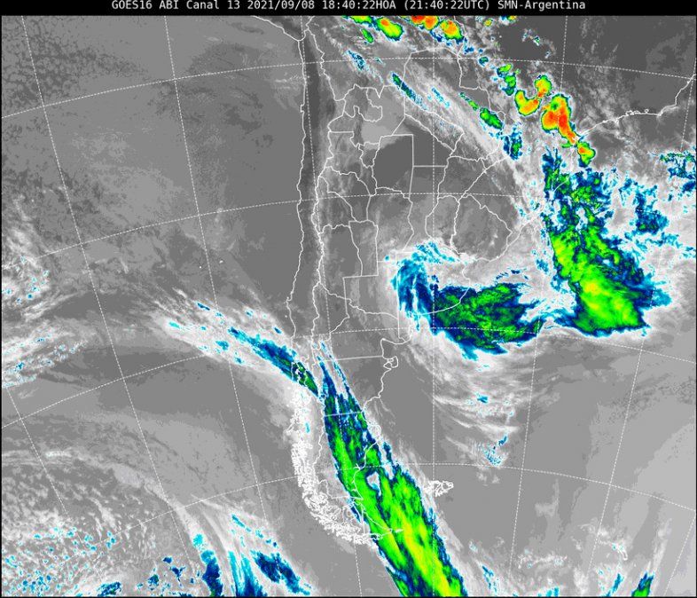 Imagen satelital del tiempo a las 18.40 horas del miércoles.