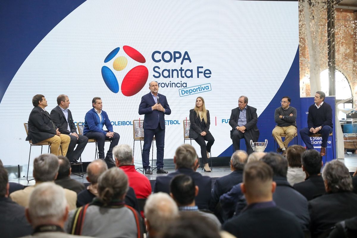 El gobernador encabezó el lanzamiento de la Copa Santa Fe Provincia Deportiva.