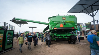 La familia que mueve al agro: el concepto de John Deere y PLA que marcó Agroactiva 2026 La familia que mueve al agro: el concepto de John Deere y PLA que marcó Agroactiva 2026