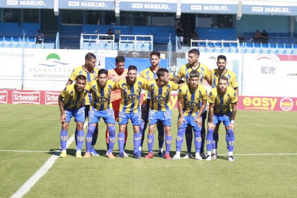 Atlanta venció 4-1 en penales a San Martín de Tucumán y sigue con vida en la Primera Nacional para lograr el ascenso a la Liga Profesional de Fútbol.