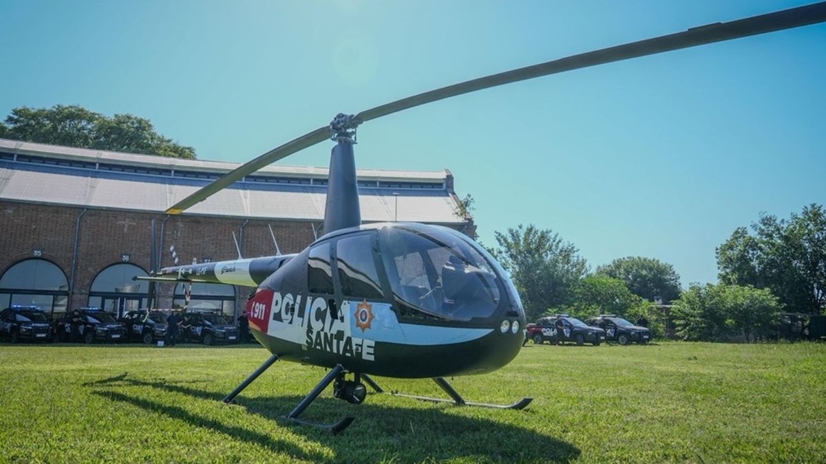 El helicóptero Robinson R44 Raven I fue adaptado especialmente para la Policía provincial. El helicóptero Robinson R44 Raven I fue adaptado especialmente para la Policía provincial.