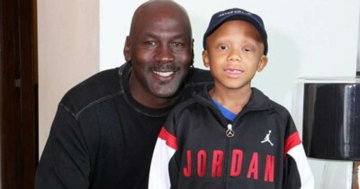 Michael Jordan trabaja con la fundación Make-A-Wish desde 1989.