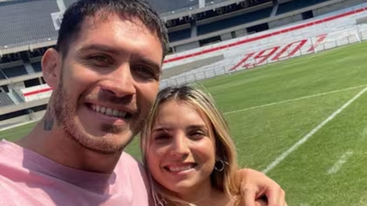 Santiago Martínez y Emily Ceco se conocieron en Love is Blind, un reality show de Netflix. Santiago Martínez y Emily Ceco se conocieron en Love is Blind, un reality show de Netflix.