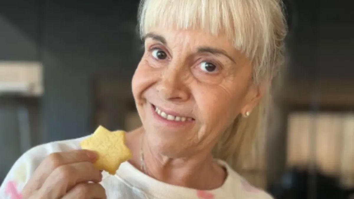 Claudia Villafañe enseñó a preparar sus galletitas caseras infaltables para la merienda.