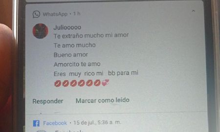 La muchacho decidió subir las fotos a la red social del pajarito celeste. La muchacho decidió subir las fotos a la red social del pajarito celeste.