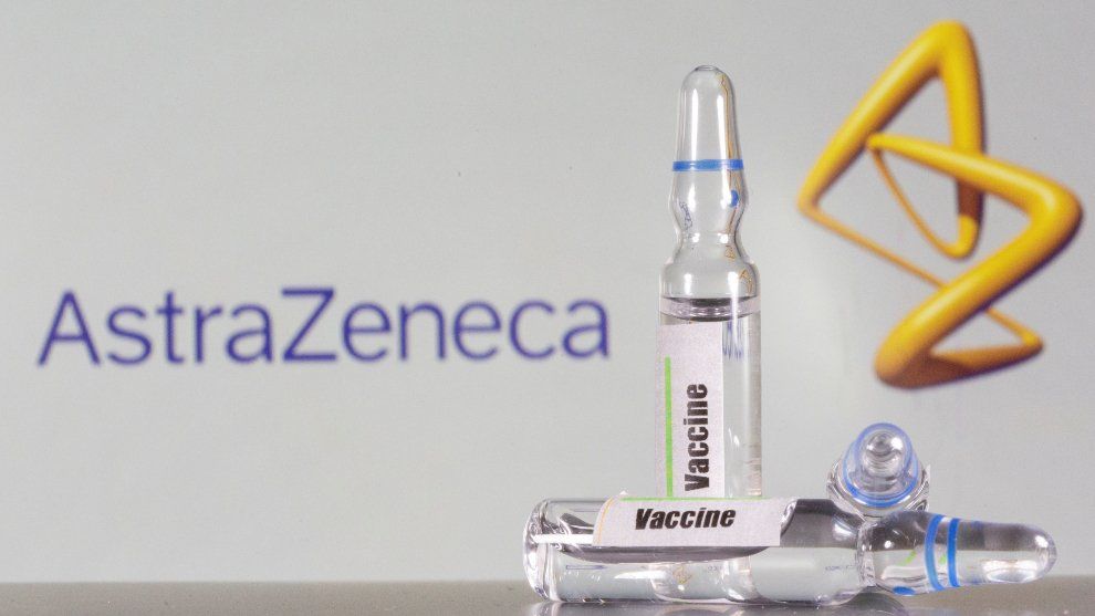 Algunas vacunas de AstraZeneca están siendo fabricadas en la India.