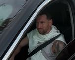 El regalo de Navidad que Lionel Messi le hizo a un fanático que acampaba en el barrio privado de Fúnes El regalo de Navidad que Lionel Messi le hizo a un fanático que acampaba en el barrio privado de Fúnes