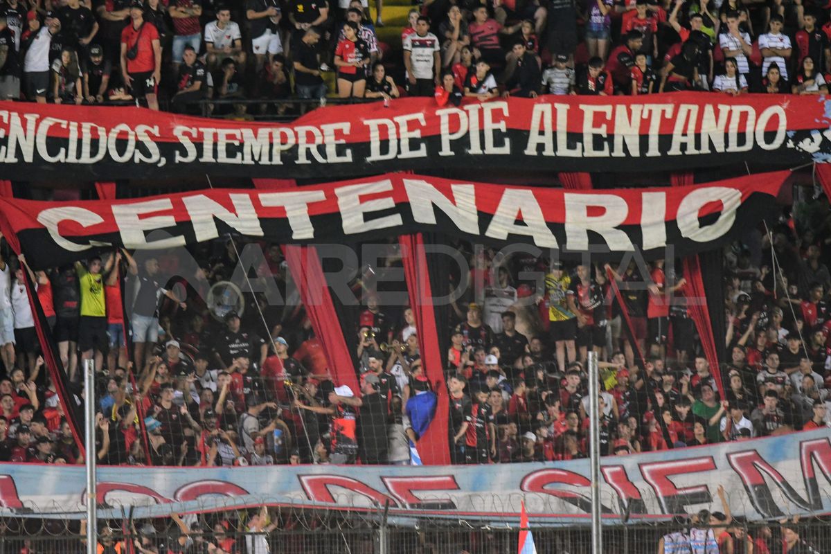 La otra tabla que lidera Colón en la Primera Nacional y hace al Sabalero un equipo de Primera. La otra tabla que lidera Colón en la Primera Nacional y hace al Sabalero un equipo de Primera.