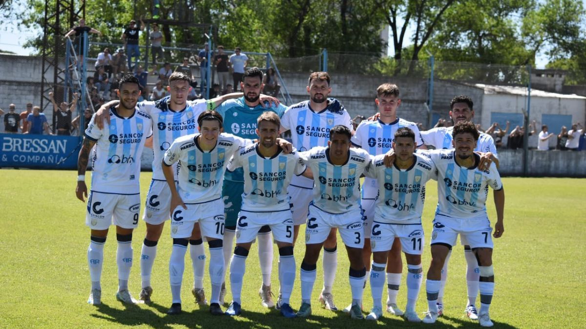 Atlético de Rafaela jugará un desempate ante Brown de Adrogué para definir quién desciende directo y quién va a la promoción.