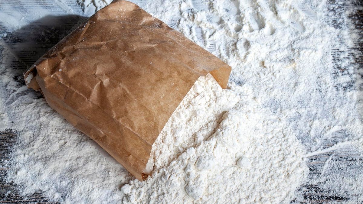 Los precios son sin impuestos, a la salida del molino, sin costos de entrega, y a ellos se les debe incorporar los siguientes costos logísticos por región: ciudad y provincia de Buenos Aires, 3,50%; Centro, Cuyo y Litoral, 5,50%; NEA y NOA, 7% y Patagonia, 10,5%.