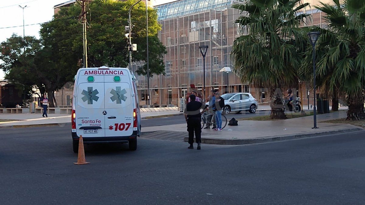Un hombre se descompensó en Bulevar y Rivadavia.&nbsp;