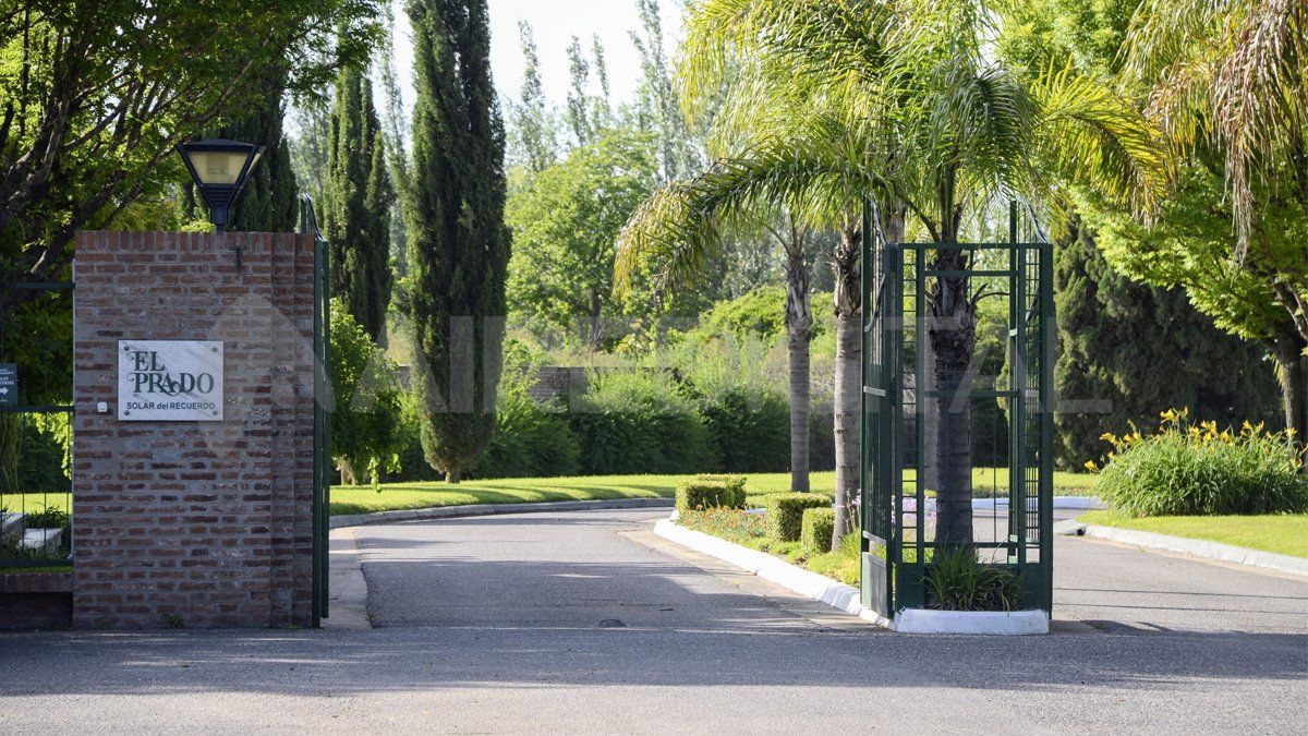 El cementerio privado de la localidad de P&eacute;rez es el destino final de Andr&eacute;s Pill&iacute;n Bracamonte.