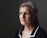 La Federación Inglesa será presidida por Debbie Hewitt, la primera mujer al frente del organismo por primera vez en su historia. La Federación Inglesa será presidida por Debbie Hewitt, la primera mujer al frente del organismo por primera vez en su historia.
