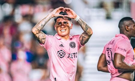 Facundo Farías, nominado como uno de los candidatos a ganar el premio al Mejor Jugador Joven de la MLS. Facundo Farías, nominado como uno de los candidatos a ganar el premio al Mejor Jugador Joven de la MLS.