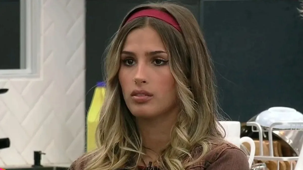 Julieta sigue hablando mal de Coti en la casa de Gran Hermano.