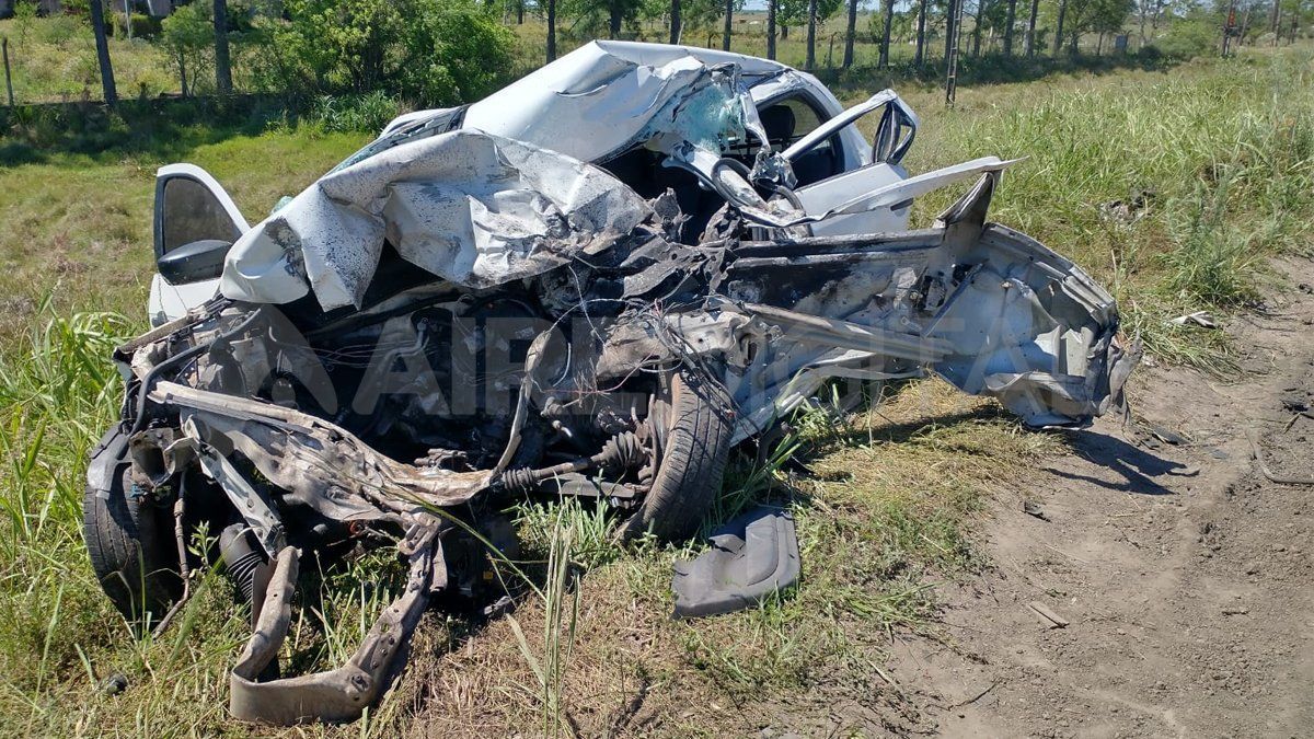 Ruta 11: Un Choque Frontal Entre Un Auto Y Un Camión Dejó Un Muerto