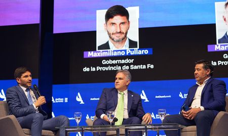 Los gobernadores de Santa Fe y Córdoba disertaron en el evento del AmCham Summit 2025.