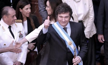Aire de Santa Fe | javier milei.jpg