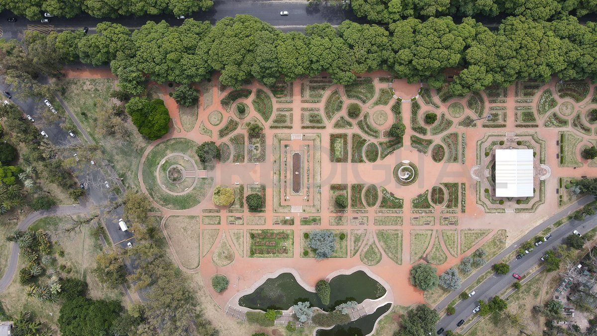 Desde el aire se ve la simétrica belleza que inspiró el diseño del Parque Independencia.