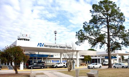 El aeropuerto de Sauce Viejo lidera las estadísticas correspondientes al mes de mayo. El aeropuerto de Sauce Viejo lidera las estadísticas correspondientes al mes de mayo.