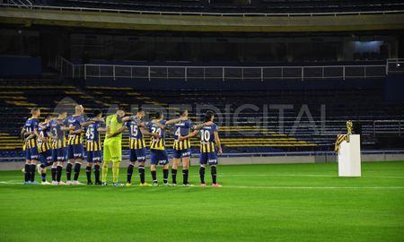 Homenaje a César Luis Menotti en el partido de Rosario Central vs. Atlético Mineiro. Homenaje a César Luis Menotti en el partido de Rosario Central vs. Atlético Mineiro.