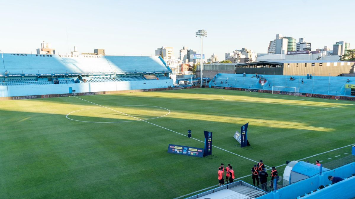 Ver a River en Río Cuarto es solo para hinchas millonarios.