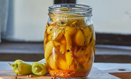 Receta de ajíes en vinagre en solo 4 pasos. Receta de ajíes en vinagre en solo 4 pasos.