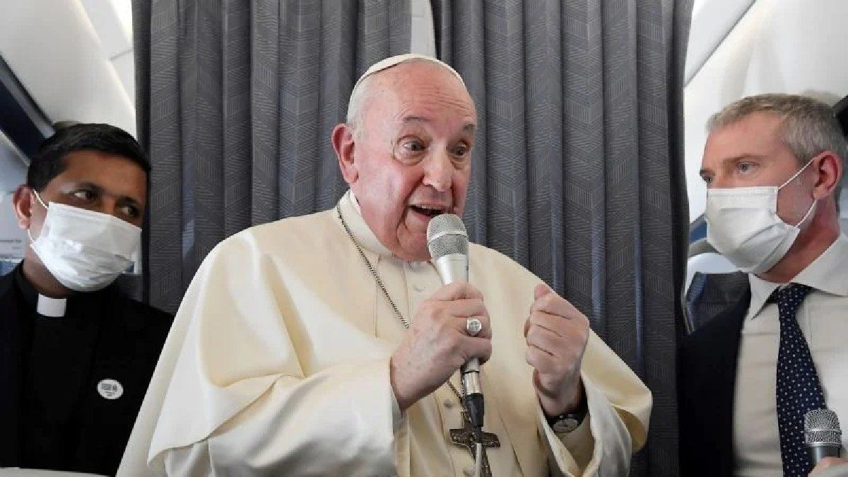 El papa Francisco rechazó cambiar Feliz Navidad por Felices Fiestas
