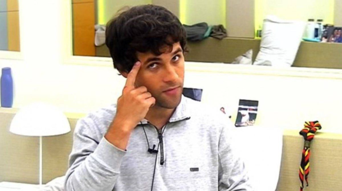 Agustín Guardis fue acusado de Agustín Guardis se enojó con sus seguidores por preguntarle por Marcos Ginocchio.