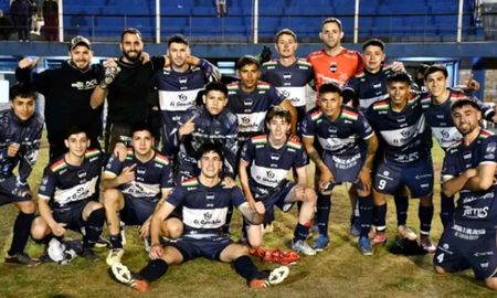 Argentino Quilmes arrancó ganando ante 9 de Julio. Foto: Argentino Quilmes. Argentino Quilmes arrancó ganando ante 9 de Julio. Foto: Argentino Quilmes.