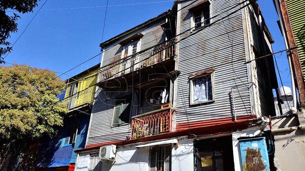 El caso de Jorge, quien se ganaba la vida vendiendo churros por las calles de La Boca y a quien todos llamaban Roly, se inscribe en un complejo cuadro sanitario.