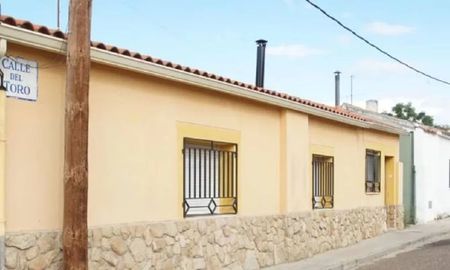 Encontraron restos de un bebé en el freezer de una vivienda en España.