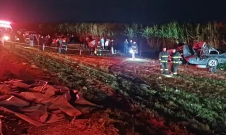 El siniestro ocurrió el domingo por la noche sobre la Ruta Nacional 38, a la altura del paraje Palo Blanco. Foto: gentileza FM Power Max Recreo. El siniestro ocurrió el domingo por la noche sobre la Ruta Nacional 38, a la altura del paraje Palo Blanco. Foto: gentileza FM Power Max Recreo.