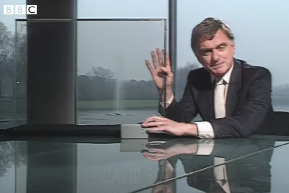 El vidrio que se podía convertir en una ventana traslúcidaCaptura de video