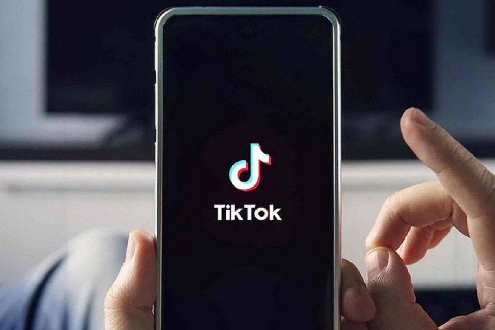 Video viral de TikTok terminó mal: un nene está en estado crítico por tragar imanes.