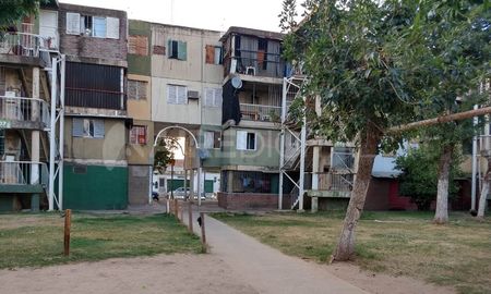 asesinaron a un joven de 21 anos en la manzana 9 del fonavi san jeronimo asesinaron a un joven de 21 anos en la manzana 9 del fonavi san jeronimo