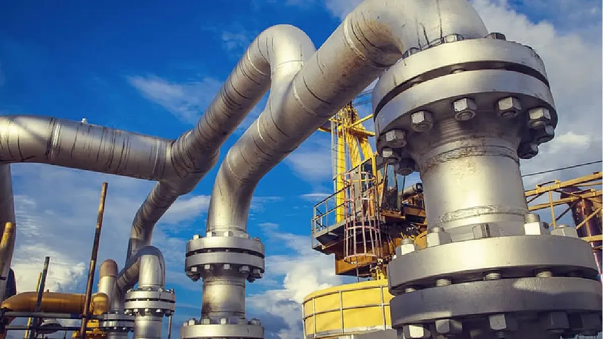 Ante la disparada en el consumo de gas por la ola polar, casi 150 empresas ya sufren cortes en el suministro. Las distribuidoras suspendieron el suministro de gas natural a unas 130 fábricas de Córdoba.