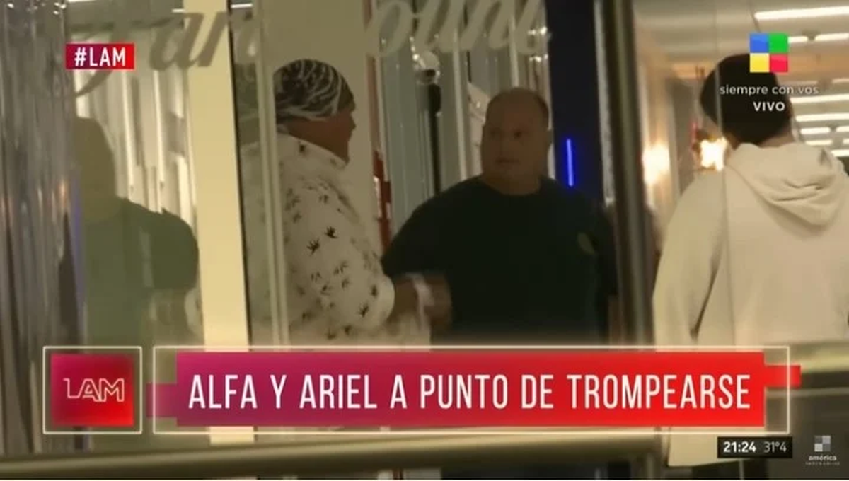 Ariel Ansaldo y Walter Alfa Santiago protagonizaron una fuerte pelea en los pasillos de Telefe luego del programa.