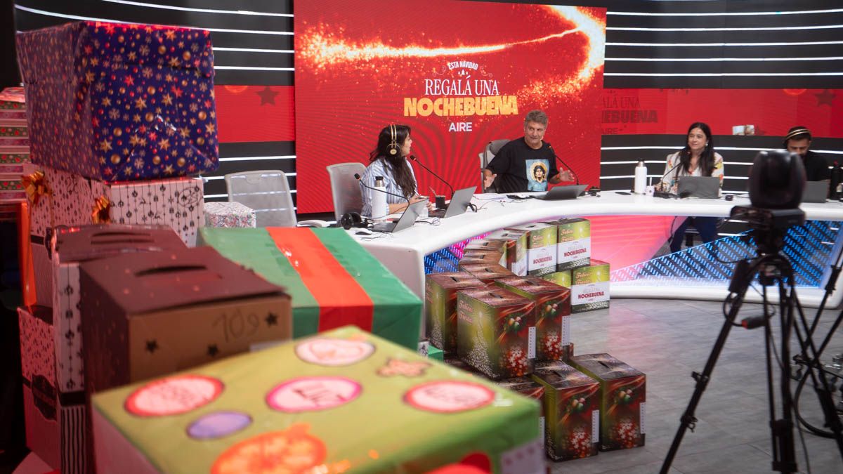 La propuesta busca reunir 1.350 cajas navideñas para acompañar a las familias con las que trabaja el Movimiento Los Sin Techo. La propuesta busca reunir 1.350 cajas navideñas para acompañar a las familias con las que trabaja el Movimiento Los Sin Techo.