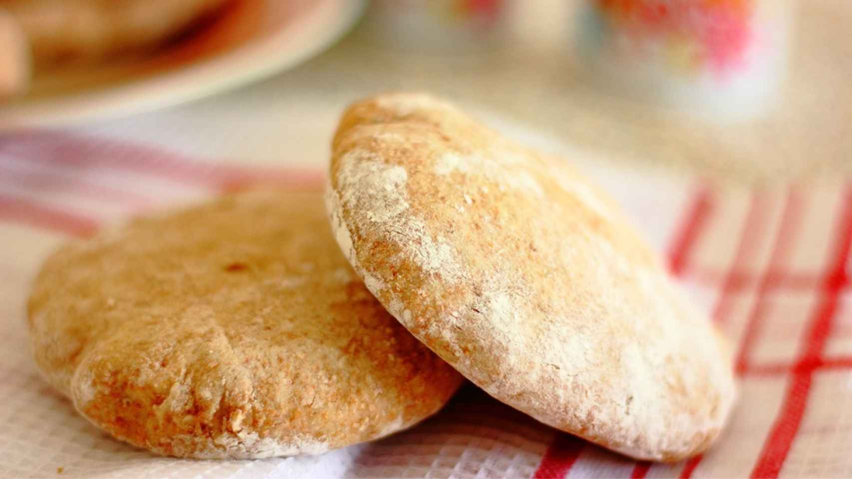 Pan árabe con harina integral: la receta fácil para hacerlo en casa