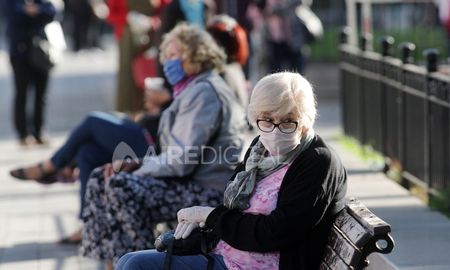 Con la aprobación, se modifica la ley de movilidad jubilatoria y establece que los aumentos se calcularán en base al índice de variación salarial y a la recaudación de la Anses. Con la aprobación, se modifica la ley de movilidad jubilatoria y establece que los aumentos se calcularán en base al índice de variación salarial y a la recaudación de la Anses.