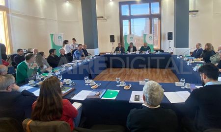 El encuentro fue presidido por el intendente Emilio Jatón. El encuentro fue presidido por el intendente Emilio Jatón.
