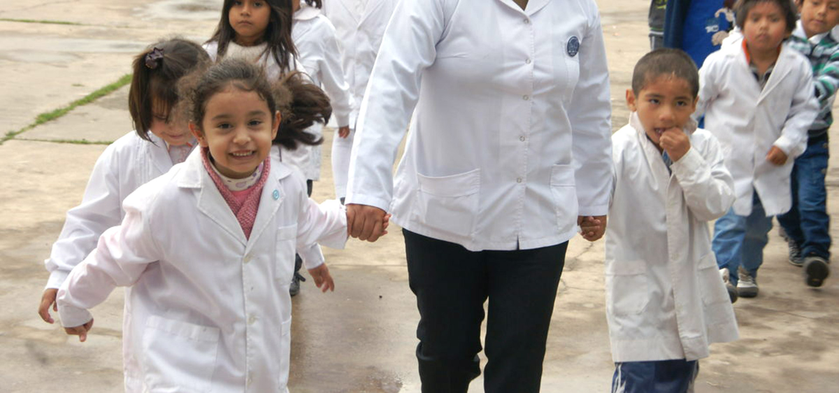 Ley Ómnibus busca reformar y modernizar el sistema educativo argentino. Ley Ómnibus busca reformar y modernizar el sistema educativo argentino.