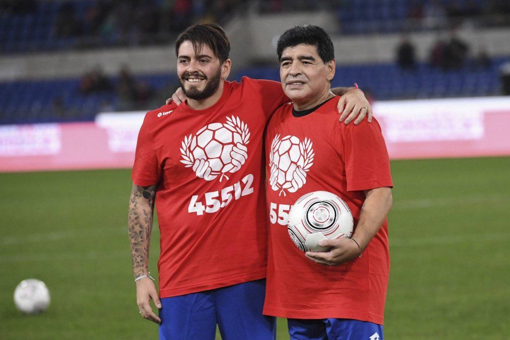 Diego Maradona Jr. despidió a su papá en Instagram: Capitán de mi corazón