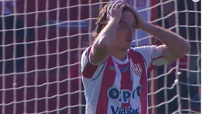 Independiente Rivadavia madrugó a Unión: así fue el el gol en contra de Mauro Pittón