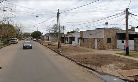 El asesinato fue el domingo a la tarde cuando la joven se encontraba en la vereda de su casa, ubicada en Ayacucho al 4000, barrio La Tablada de Rosario. El asesinato fue el domingo a la tarde cuando la joven se encontraba en la vereda de su casa, ubicada en Ayacucho al 4000, barrio La Tablada de Rosario.