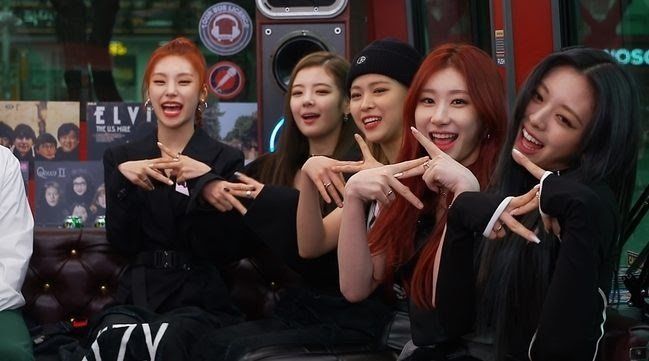 ITZY (JYP Entertainment).