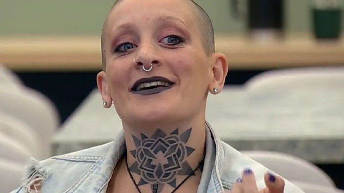 Un ex Gran Hermano quiere entrar de nuevo para tener sexo con Furia