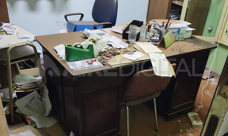 Jamás habíamos tenido un robo como este; da mucha pena, dijo en AIRE Fabián Re, vicedirector de la escuela de Sa Pereira Jamás habíamos tenido un robo como este; da mucha pena, dijo en AIRE Fabián Re, vicedirector de la escuela de Sa Pereira